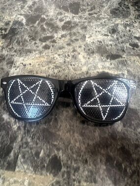Black Pentagram Novelty Sunglasses for Men